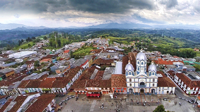 Beyond Colombia tour media